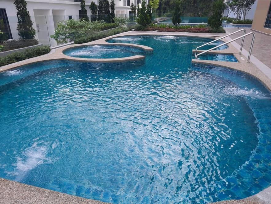Hotspring 2 Room 1512 Suite Sunway Onsen With Theme Park View 4 Pax Tambun Exterior foto
