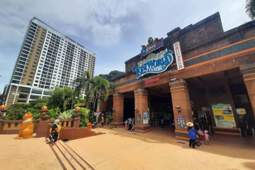 Hotspring 2 Room 1512 Suite Sunway Onsen With Theme Park View 4 Pax Tambun Exterior foto