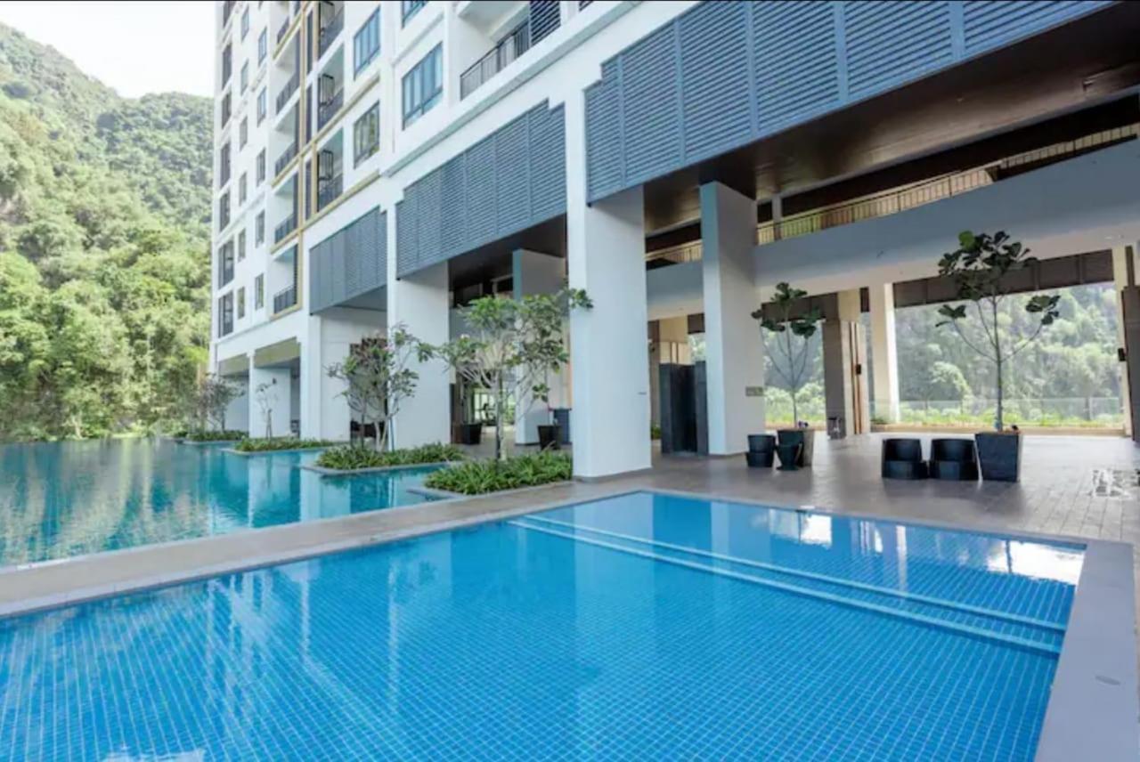 Hotspring 2 Room 1512 Suite Sunway Onsen With Theme Park View 4 Pax Tambun Exterior foto