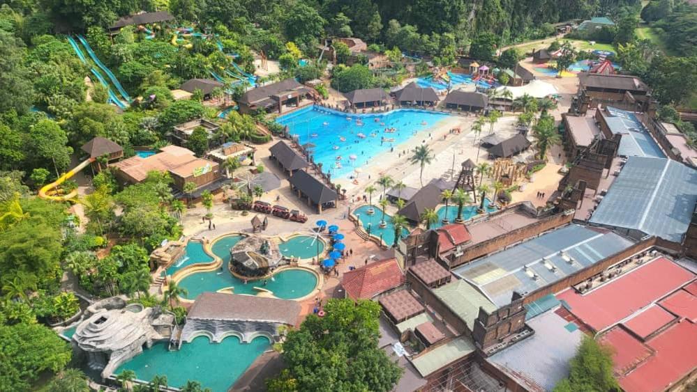 Hotspring 2 Room 1512 Suite Sunway Onsen With Theme Park View 4 Pax Tambun Exterior foto